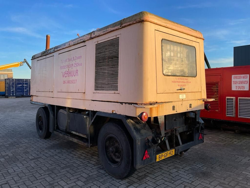 Deutz F12M 716 Bredenoord AEG 250 kVA Silent generatorset op aanhanger - Gerador elétrico: foto 1 Deutz F12M 716 Bredenoord AEG 250 kVA Silent generatorset op aanhanger - Gerador elétrico: foto 1