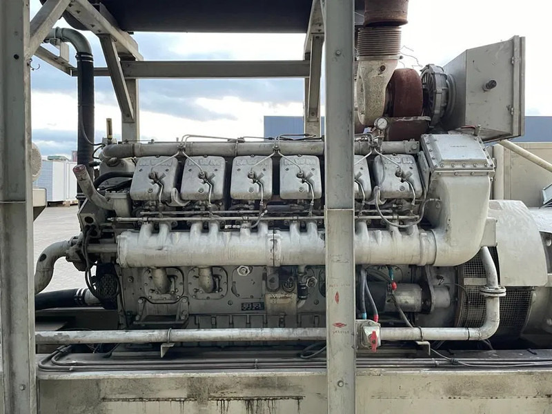 Deutz MWM TBD 604 BV12 Leroy Somer 1450 kVA generatorset ex emergency ! - Gerador elétrico: foto 5 Deutz MWM TBD 604 BV12 Leroy Somer 1450 kVA generatorset ex emergency ! - Gerador elétrico: foto 5