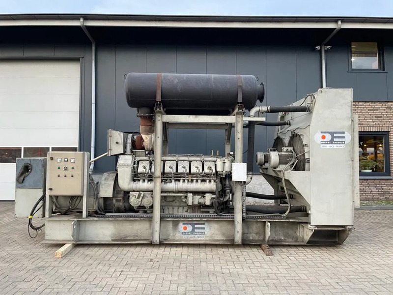 Deutz MWM TBD 604 BV12 Leroy Somer 1450 kVA generatorset ex emergency ! - Gerador elétrico: foto 3 Deutz MWM TBD 604 BV12 Leroy Somer 1450 kVA generatorset ex emergency ! - Gerador elétrico: foto 3