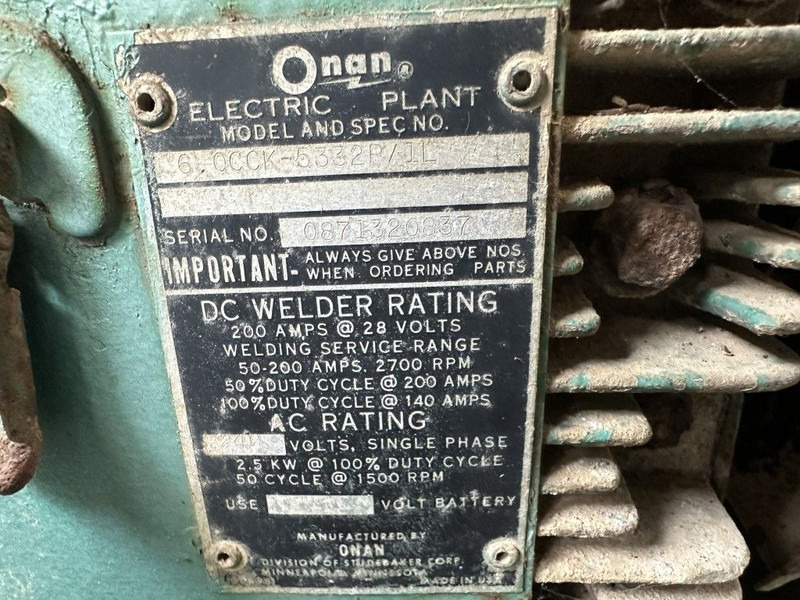 GENERATOR Onan Portaweld 200 Las generator Welding generator 200 Amp Benzine Petrol - Gerador elétrico: foto 3 GENERATOR Onan Portaweld 200 Las generator Welding generator 200 Amp Benzine Petrol - Gerador elétrico: foto 3