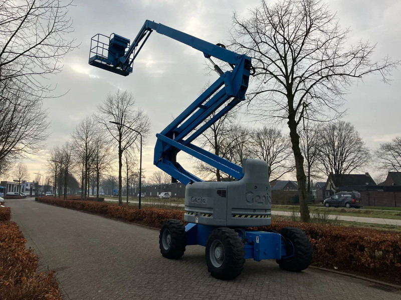 Genie Z60/34 Deutz Diesel 4 x 4 Knik Telescoop Hoogwerker 20.4 meter werkhoogte - Plataforma articulada: foto 5 Genie Z60/34 Deutz Diesel 4 x 4 Knik Telescoop Hoogwerker 20.4 meter werkhoogte - Plataforma articulada: foto 5
