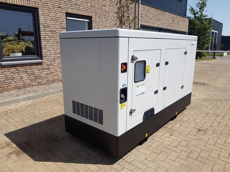 Himoinsa HFW60 Iveco Stamford 60 kVA Supersilent generatorset New ! - Gerador elétrico: foto 4 Himoinsa HFW60 Iveco Stamford 60 kVA Supersilent generatorset New ! - Gerador elétrico: foto 4