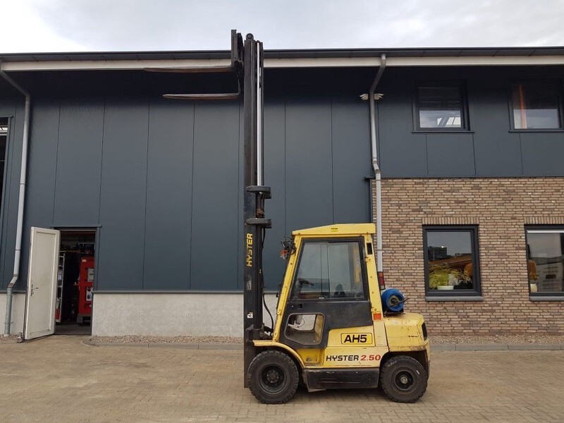 Hyster H2.50XM 2.5 ton Duplex Sideshift LPG Heftruck - Empilhador a gás: foto 3 Hyster H2.50XM 2.5 ton Duplex Sideshift LPG Heftruck - Empilhador a gás: foto 3