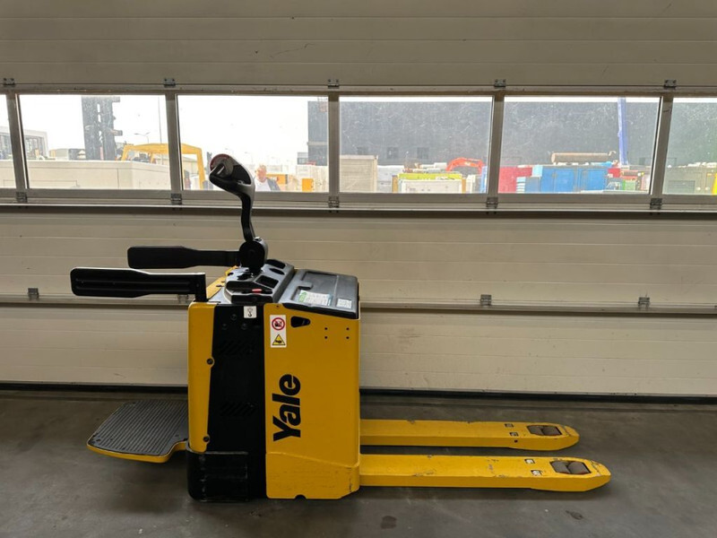 Hyster MP20X FBW 2 ton Palletwagen Elektra Pallettruck Meerijder - Porta-palete: foto 1 Hyster MP20X FBW 2 ton Palletwagen Elektra Pallettruck Meerijder - Porta-palete: foto 1