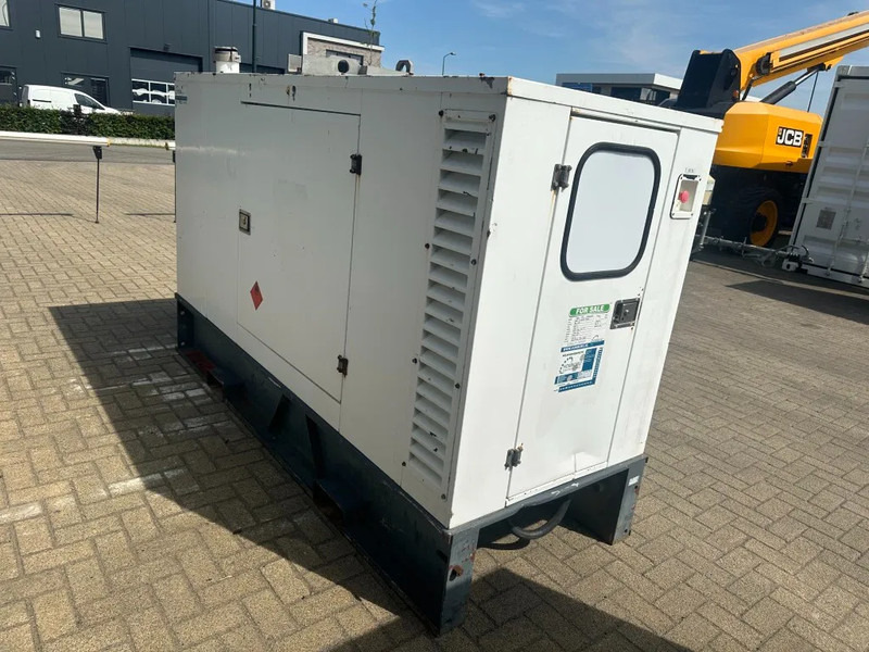 Gerador elétrico Iveco FPT NEF45 SM1A.A004 Stamford 60 kVA Silent Rental generatorset: foto 9