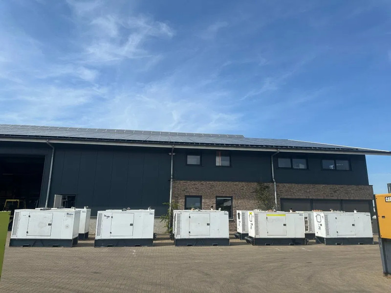 Gerador elétrico Iveco FPT NEF45 SM1A.A004 Stamford 60 kVA Silent Rental generatorset: foto 15