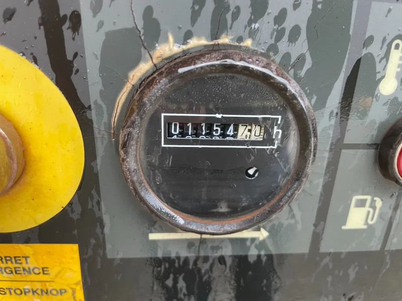Kaeser M27 Kubota 2,7 m3 / min 7 Bar 18 kW Mobiele Silent Diesel Compressor - Compressor de ar: foto 3 Kaeser M27 Kubota 2,7 m3 / min 7 Bar 18 kW Mobiele Silent Diesel Compressor - Compressor de ar: foto 3