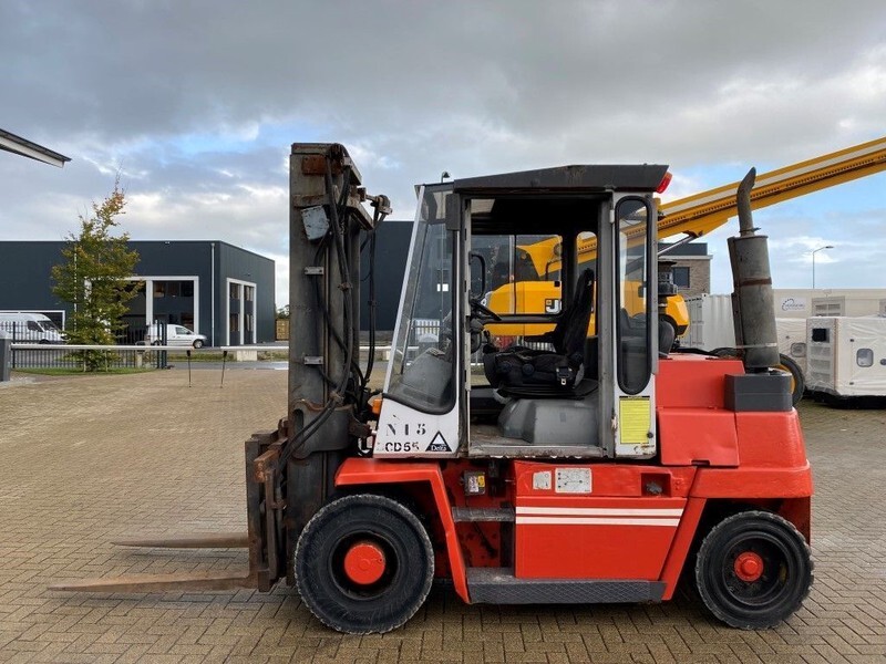 Kalmar DCD 55-6 6 ton Perkins Diesel Sideshift Positioner Freelift Heftruck - Empilhador a diesel: foto 1 Kalmar DCD 55-6 6 ton Perkins Diesel Sideshift Positioner Freelift Heftruck - Empilhador a diesel: foto 1