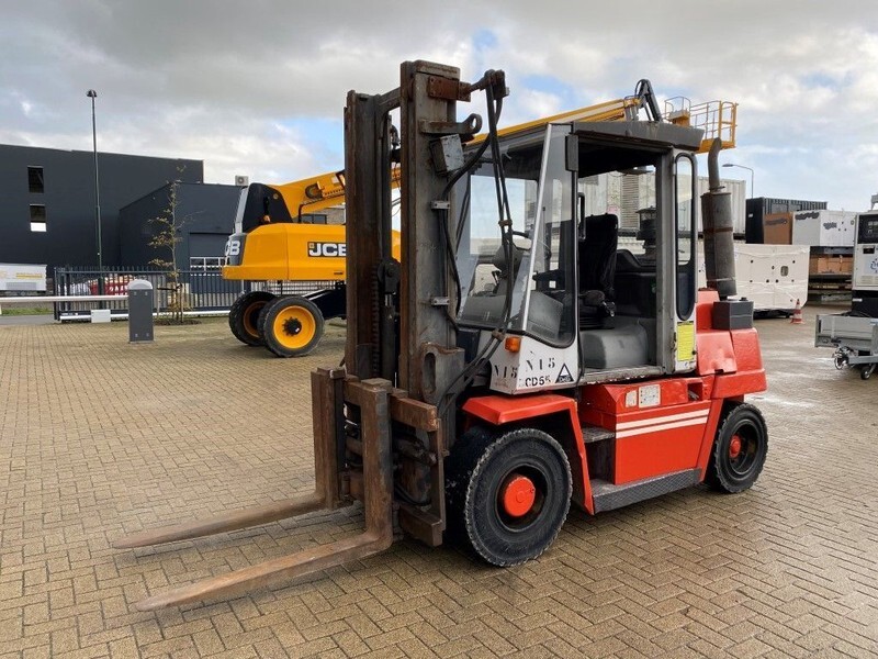 Kalmar DCD 55-6 6 ton Perkins Diesel Sideshift Positioner Freelift Heftruck - Empilhador a diesel: foto 2 Kalmar DCD 55-6 6 ton Perkins Diesel Sideshift Positioner Freelift Heftruck - Empilhador a diesel: foto 2
