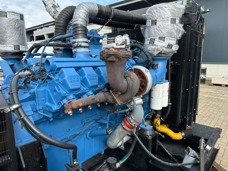 MTU 12V 2000 Stamford 810 kVA generatorset - Gerador elétrico: foto 5 MTU 12V 2000 Stamford 810 kVA generatorset - Gerador elétrico: foto 5