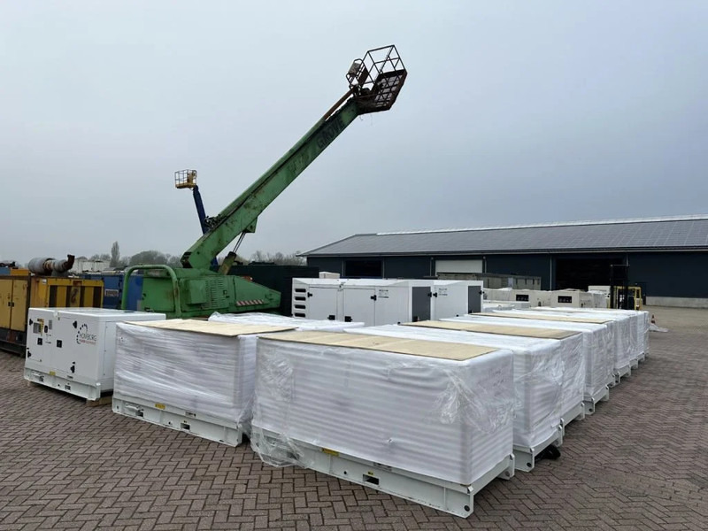 Perkins 1104C-44TAG2 Leroy Somer 110 kVA Silent generatorset - Gerador elétrico: foto 2 Perkins 1104C-44TAG2 Leroy Somer 110 kVA Silent generatorset - Gerador elétrico: foto 2