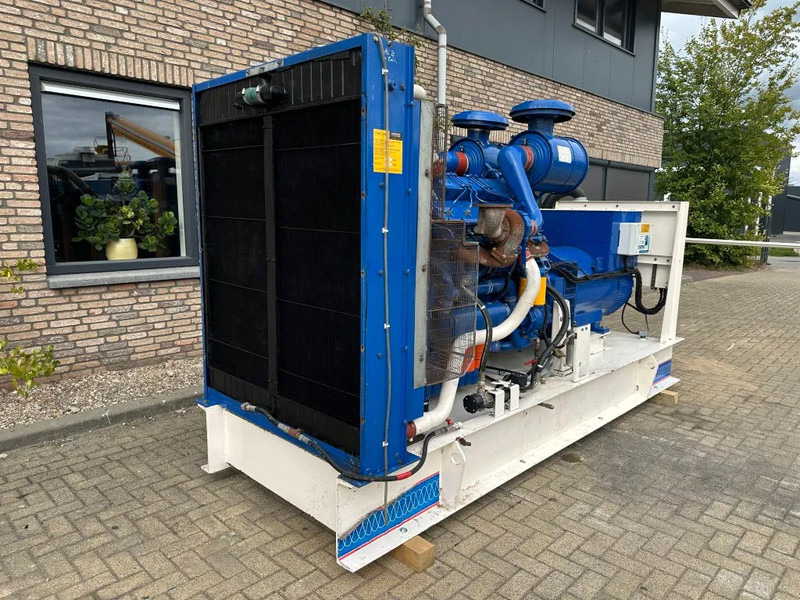 Perkins FG Wilson Stamford 670 kVA noodstroom generatorset - Gerador elétrico: foto 4 Perkins FG Wilson Stamford 670 kVA noodstroom generatorset - Gerador elétrico: foto 4