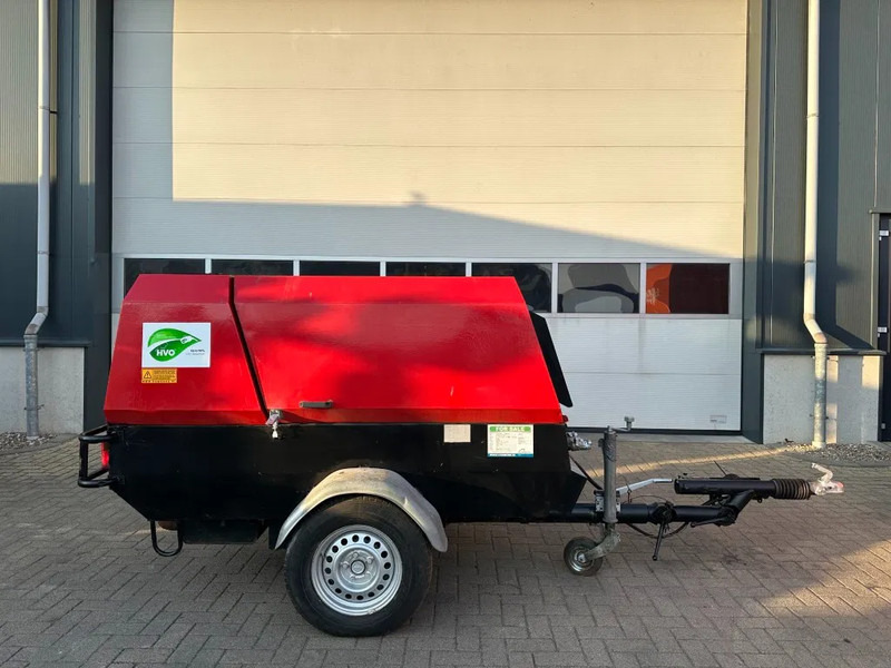 Rotair MDVN 71 AP Perkins 7.1 m3 / min 47 kW 7 Bar Mobiele Diesel Compressor Aanhanger - Compressor de ar: foto 2 Rotair MDVN 71 AP Perkins 7.1 m3 / min 47 kW 7 Bar Mobiele Diesel Compressor Aanhanger - Compressor de ar: foto 2