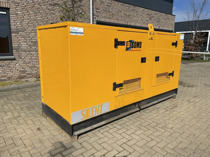 SDMO Cummins Leroy Somer 150 kVA silent - Gerador elétrico: foto 3 SDMO Cummins Leroy Somer 150 kVA silent - Gerador elétrico: foto 3