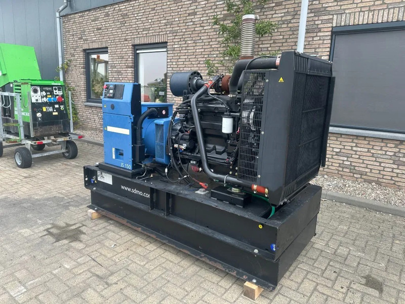 SDMO JS150K John Deere Leroy Somer 150 kVA noodstroom generatorset 25 hours ! - Gerador elétrico: foto 4 SDMO JS150K John Deere Leroy Somer 150 kVA noodstroom generatorset 25 hours ! - Gerador elétrico: foto 4