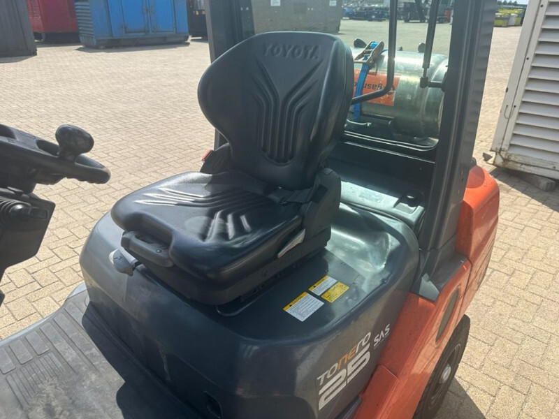 Empilhador a gás Toyota 2.5 ton Tonero 25 Triplex Freelift Sideshift LPG Heftruck: foto 13
