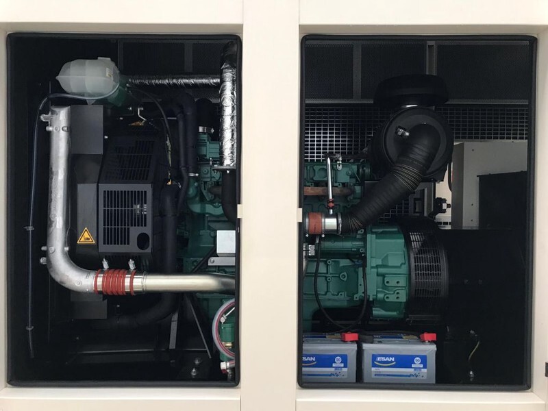 Volvo TAD 733 GE 225 kVA Supersilent generatorset New ! - Gerador elétrico: foto 3 Volvo TAD 733 GE 225 kVA Supersilent generatorset New ! - Gerador elétrico: foto 3