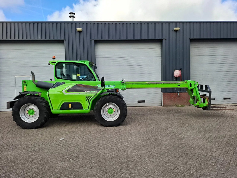 Merlo TF38.7 - Empilhador telescópico: foto 5 Merlo TF38.7 - Empilhador telescópico: foto 5