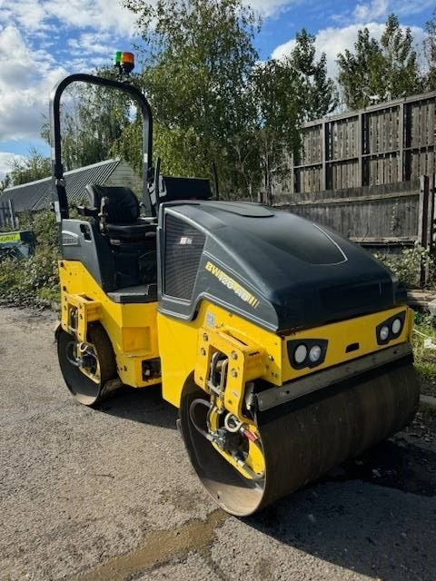 Bomag BW 120 AD-5 - Compactador de asfalto: foto 5 Bomag BW 120 AD-5 - Compactador de asfalto: foto 5