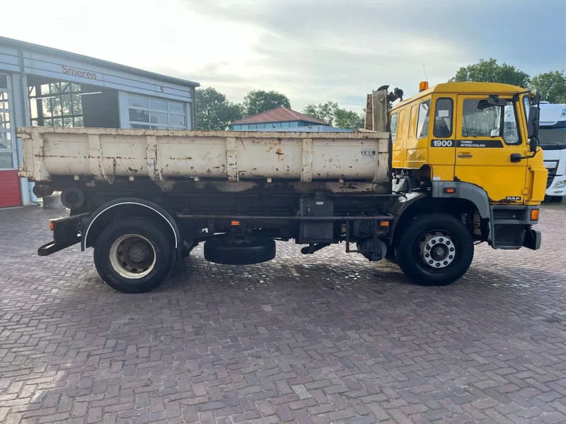 DAF 1900 F HAAKARM - Camião transportador de contêineres/ Caixa móvel: foto 4 DAF 1900 F HAAKARM - Camião transportador de contêineres/ Caixa móvel: foto 4