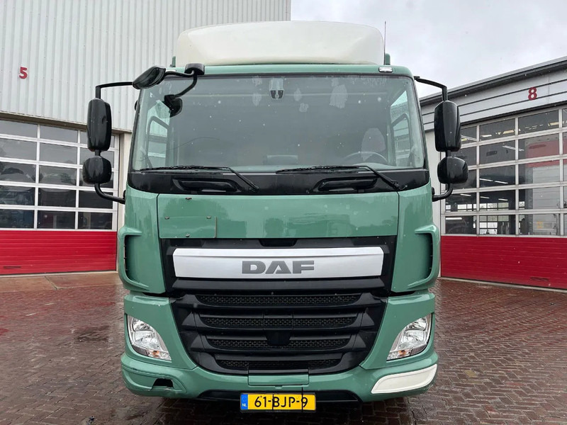 DAF CF 230 FA - Camião furgão: foto 3 DAF CF 230 FA - Camião furgão: foto 3