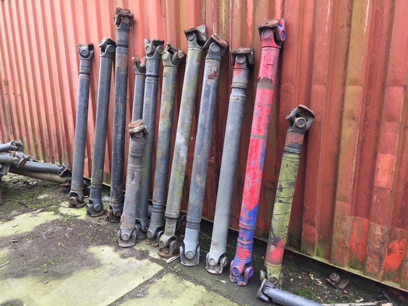 DAF DIV. AANDRIJFASSEN VOOR LF, CF EN XF - Veio de transmissão para Camião: foto 3 DAF DIV. AANDRIJFASSEN VOOR LF, CF EN XF - Veio de transmissão para Camião: foto 3