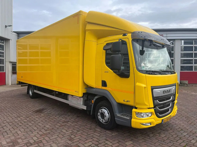 DAF LF 210 FA 12 TN - Camião furgão: foto 1 DAF LF 210 FA 12 TN - Camião furgão: foto 1