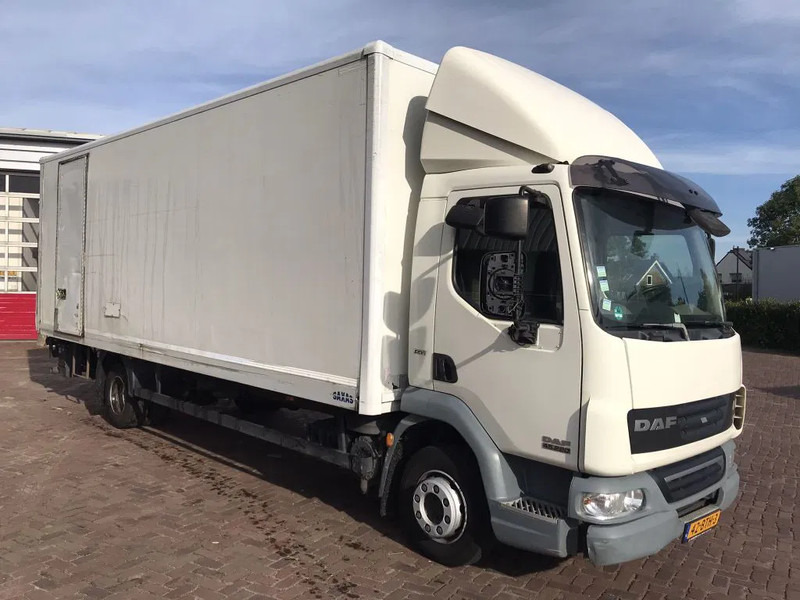 DAF LF 45 12.220 EURO 5 EEV - Camião furgão: foto 3 DAF LF 45 12.220 EURO 5 EEV - Camião furgão: foto 3
