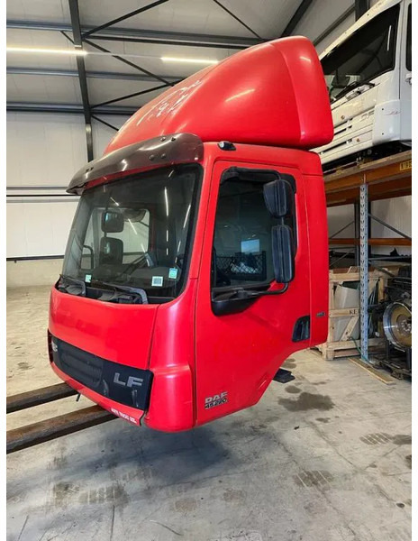 DAF dagcabine LF EURO 5 - Cabine e interior para Camião: foto 3 DAF dagcabine LF EURO 5 - Cabine e interior para Camião: foto 3
