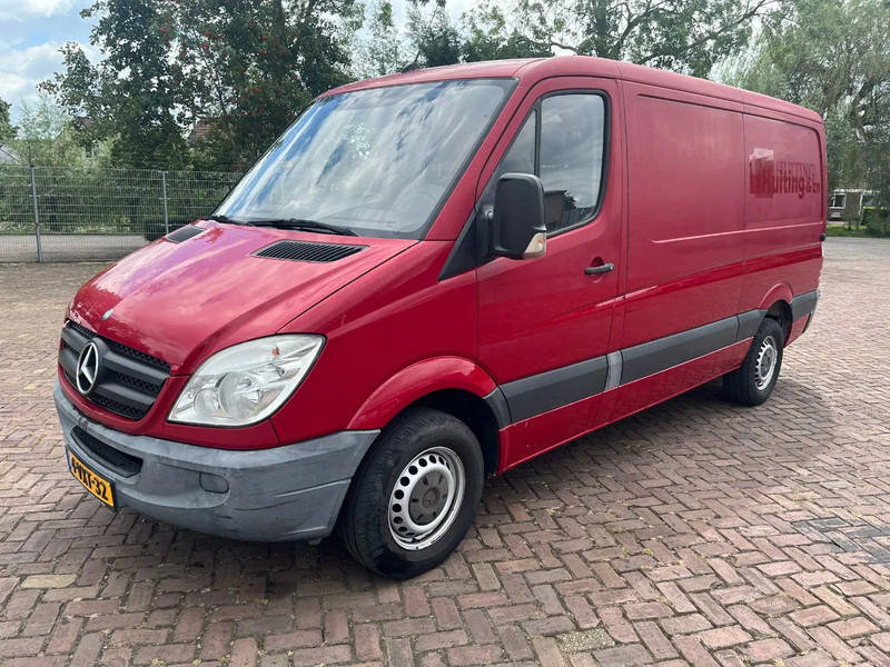 Mercedes-Benz Sprinter 313 L2H1 - Furgão: foto 2 Mercedes-Benz Sprinter 313 L2H1 - Furgão: foto 2