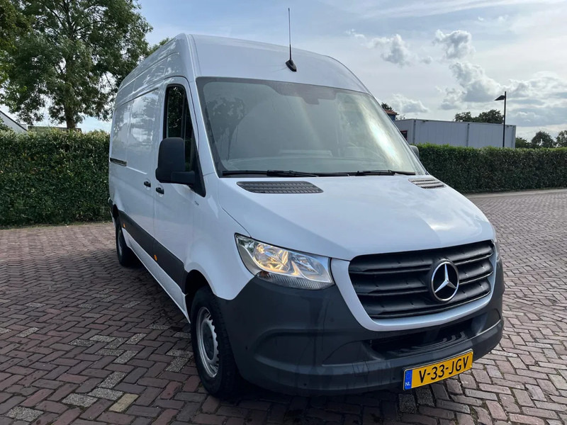 Mercedes-Benz Sprinter 317 1.9 CDI L2H1 - Furgão, Carrinha cabine dupla: foto 4 Mercedes-Benz Sprinter 317 1.9 CDI L2H1 - Furgão, Carrinha cabine dupla: foto 4