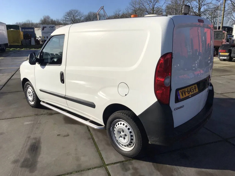 Opel Combo 1.6 CDTI - Furgão: foto 5 Opel Combo 1.6 CDTI - Furgão: foto 5