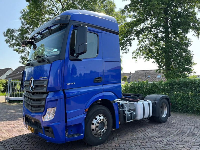 Mercedes-Benz Actros 1940 - Tractor: foto 1 Mercedes-Benz Actros 1940 - Tractor: foto 1