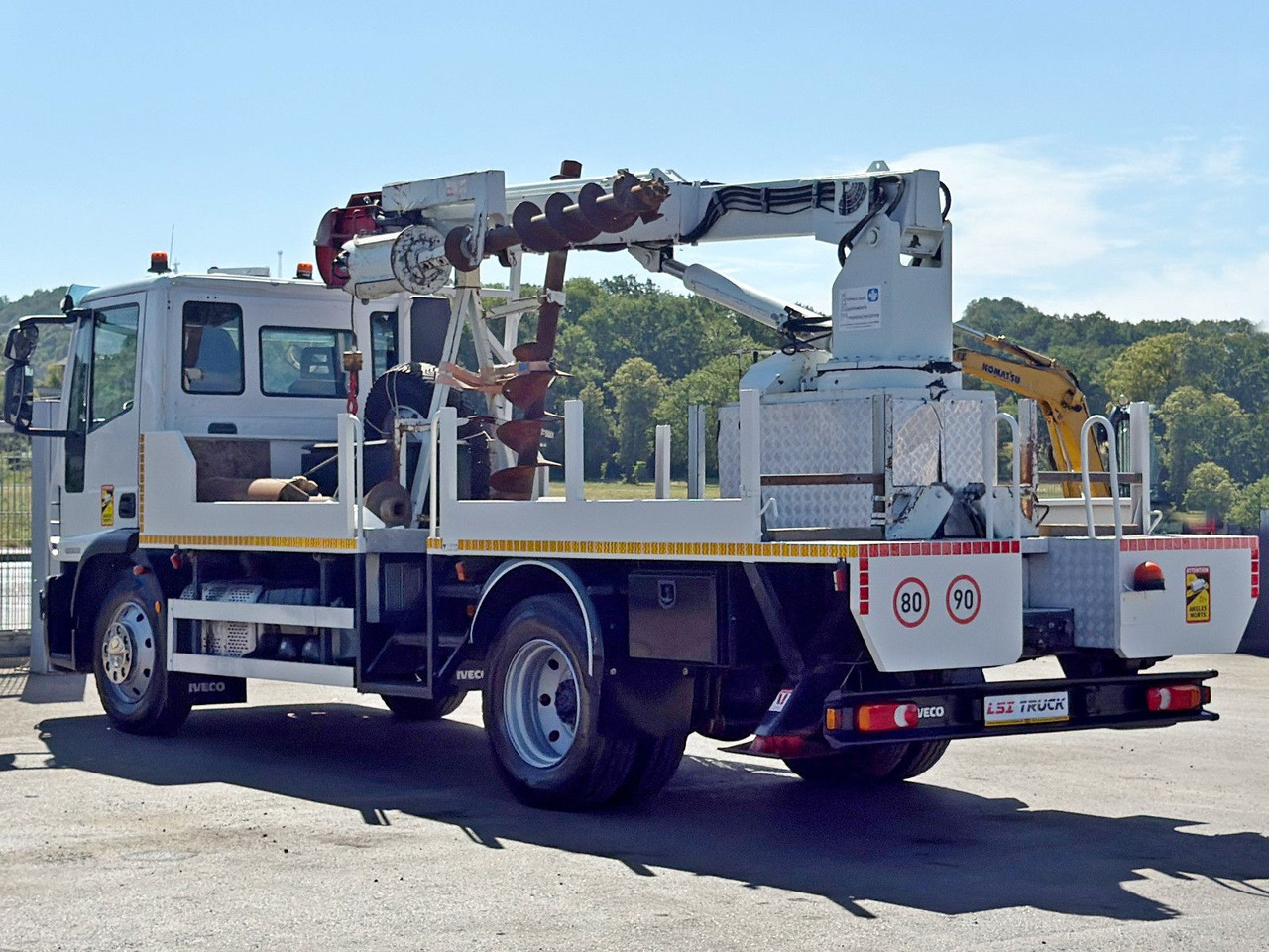 Camião, Camião grua Iveco Eurocargo 120E22 * Bohrgerät auf LKW + FUNK *TOP: foto 8