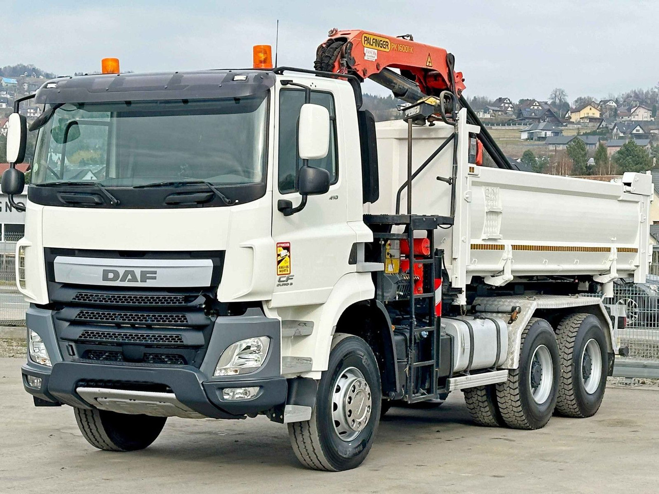 DAF CF 410 * Kipper 4,90 m + PK 16001 - K B * 6x4 - Camião basculante, Camião grua: foto 5 DAF CF 410 * Kipper 4,90 m + PK 16001 - K B * 6x4 - Camião basculante, Camião grua: foto 5