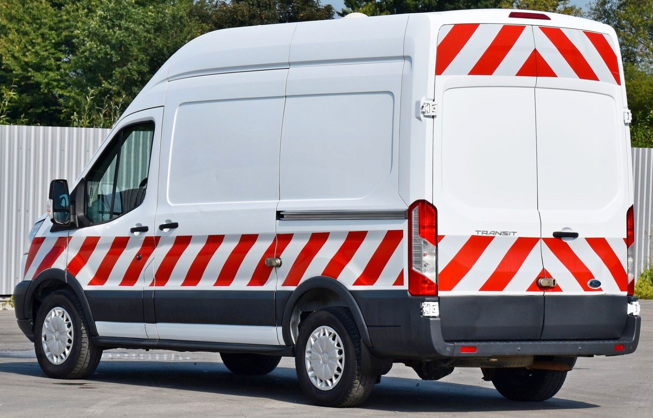 Ford TRANSIT 2.2 * Kastenwagen * 4x4 - Furgão: foto 4 Ford TRANSIT 2.2 * Kastenwagen * 4x4 - Furgão: foto 4