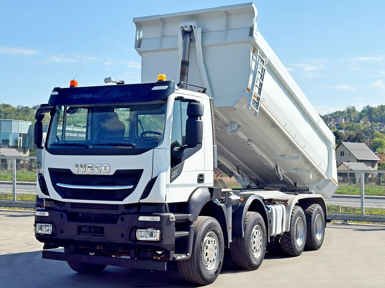 Iveco STRALIS X - WAY 460 * KIPPER * 8x4 * TOPZUSTAND - Camião basculante: foto 4 Iveco STRALIS X - WAY 460 * KIPPER * 8x4 * TOPZUSTAND - Camião basculante: foto 4