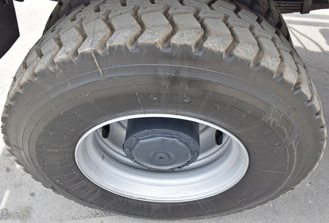 Camião basculante, Camião grua MAN LE 18.280 Kipper 3,70 m + PK 9501 /4x4: foto 13 Camião basculante, Camião grua MAN LE 18.280 Kipper 3,70 m + PK 9501 /4x4: foto 13