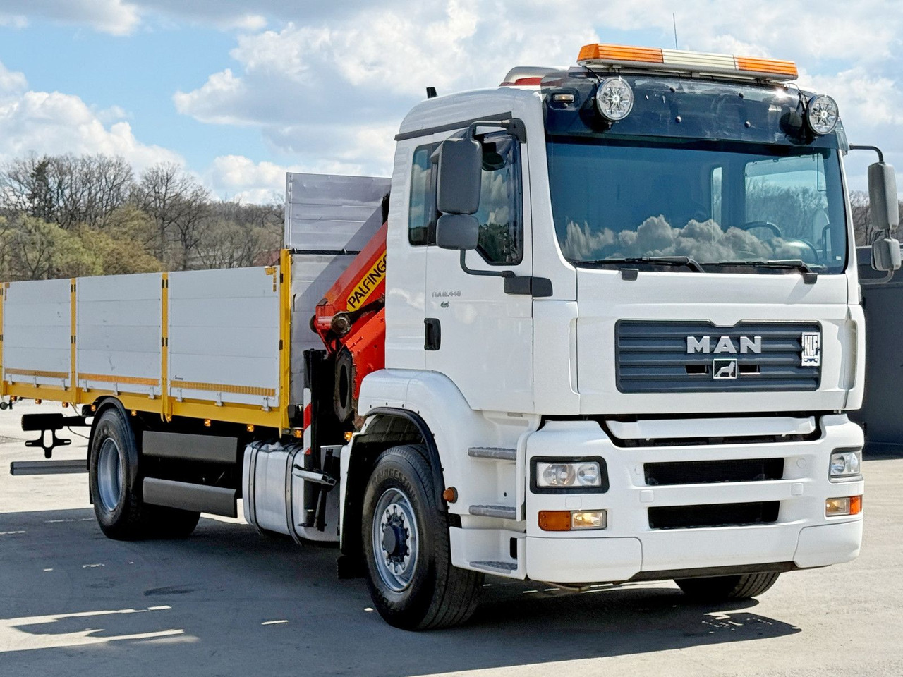 MAN TGA 18.440* PK 16502 + FUNK * 4x4 * TOP - Camião grua: foto 3 MAN TGA 18.440* PK 16502 + FUNK * 4x4 * TOP - Camião grua: foto 3