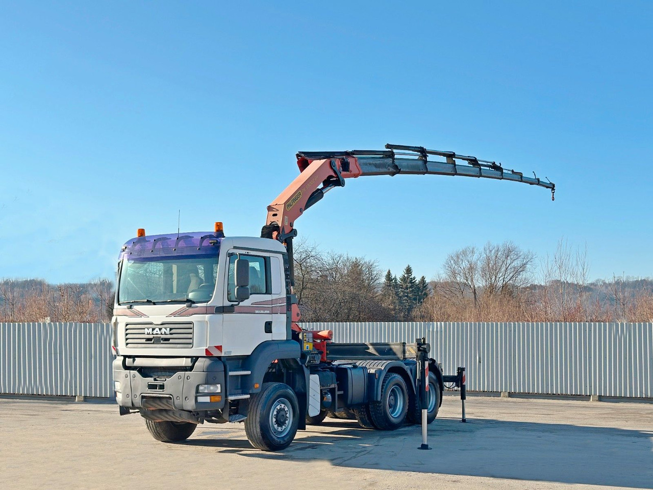 MAN TGA 33.480* Sattelzugmaschine * PK 33002-EH - Camião grua: foto 2 MAN TGA 33.480* Sattelzugmaschine * PK 33002-EH - Camião grua: foto 2