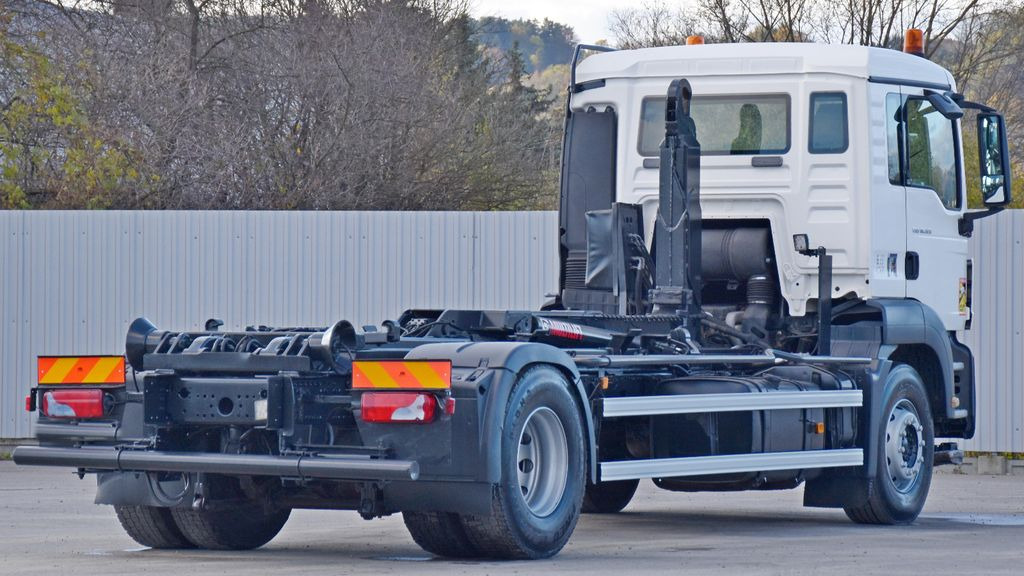 MAN TGS 18.320 Abrollkipper * Top Zustand! MAN TGS 18.320 Abrollkipper * Top Zustand! - Camião polibenne: foto 5 MAN TGS 18.320 Abrollkipper * Top Zustand! MAN TGS 18.320 Abrollkipper * Top Zustand! - Camião polibenne: foto 5