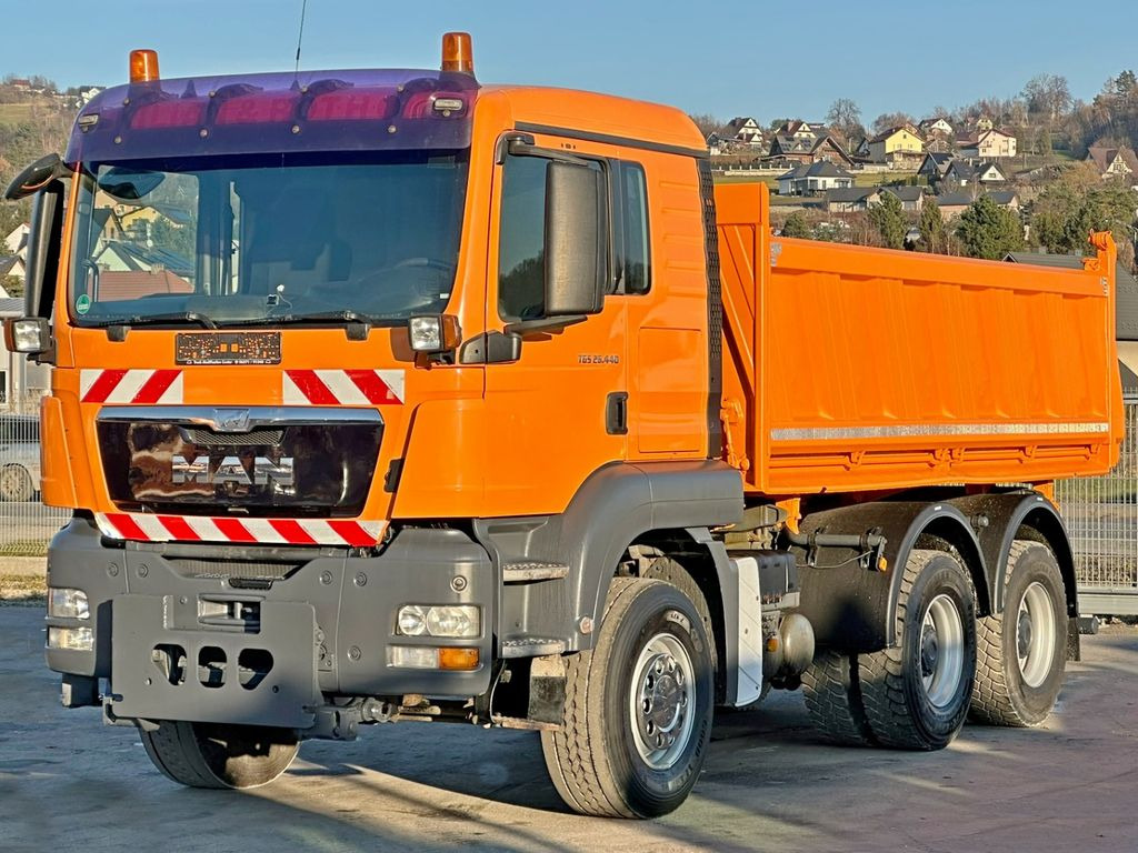 MAN TGS 26.440 * Kipper 4,80 m * 6x4 * TOPZUSTAND MAN TGS 26.440 * Kipper 4,80 m * 6x4 * TOPZUSTAND - Camião basculante, Camião grua: foto 4 MAN TGS 26.440 * Kipper 4,80 m * 6x4 * TOPZUSTAND MAN TGS 26.440 * Kipper 4,80 m * 6x4 * TOPZUSTAND - Camião basculante, Camião grua: foto 4