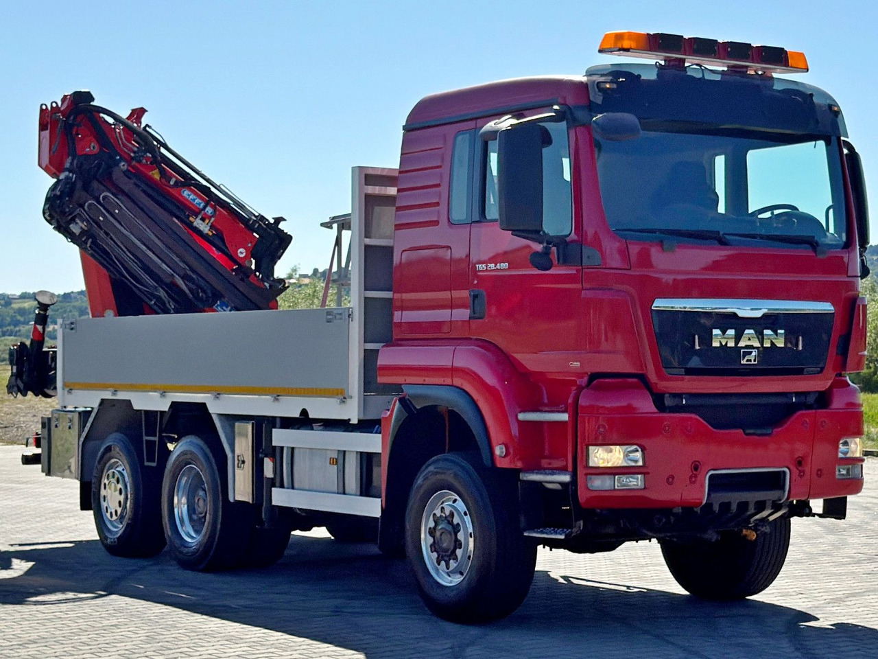 MAN TGS 28.480 * EFFER 255/5S + JIB 3S + FUNK * TOP - Camião grua: foto 3 MAN TGS 28.480 * EFFER 255/5S + JIB 3S + FUNK * TOP - Camião grua: foto 3