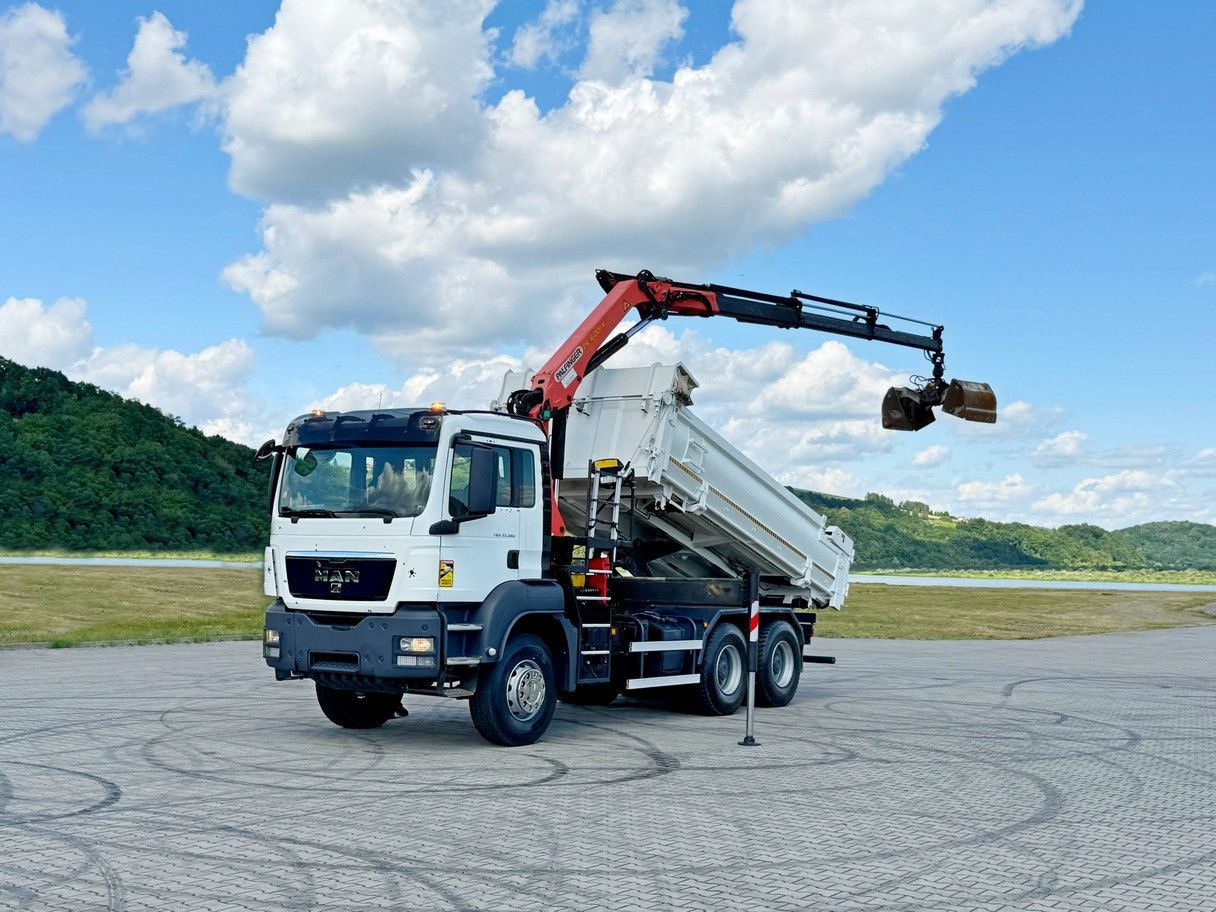 MAN TGS 33.360 * PK 16001 - KB + FUNK * 6x4 - Camião grua: foto 2 MAN TGS 33.360 * PK 16001 - KB + FUNK * 6x4 - Camião grua: foto 2