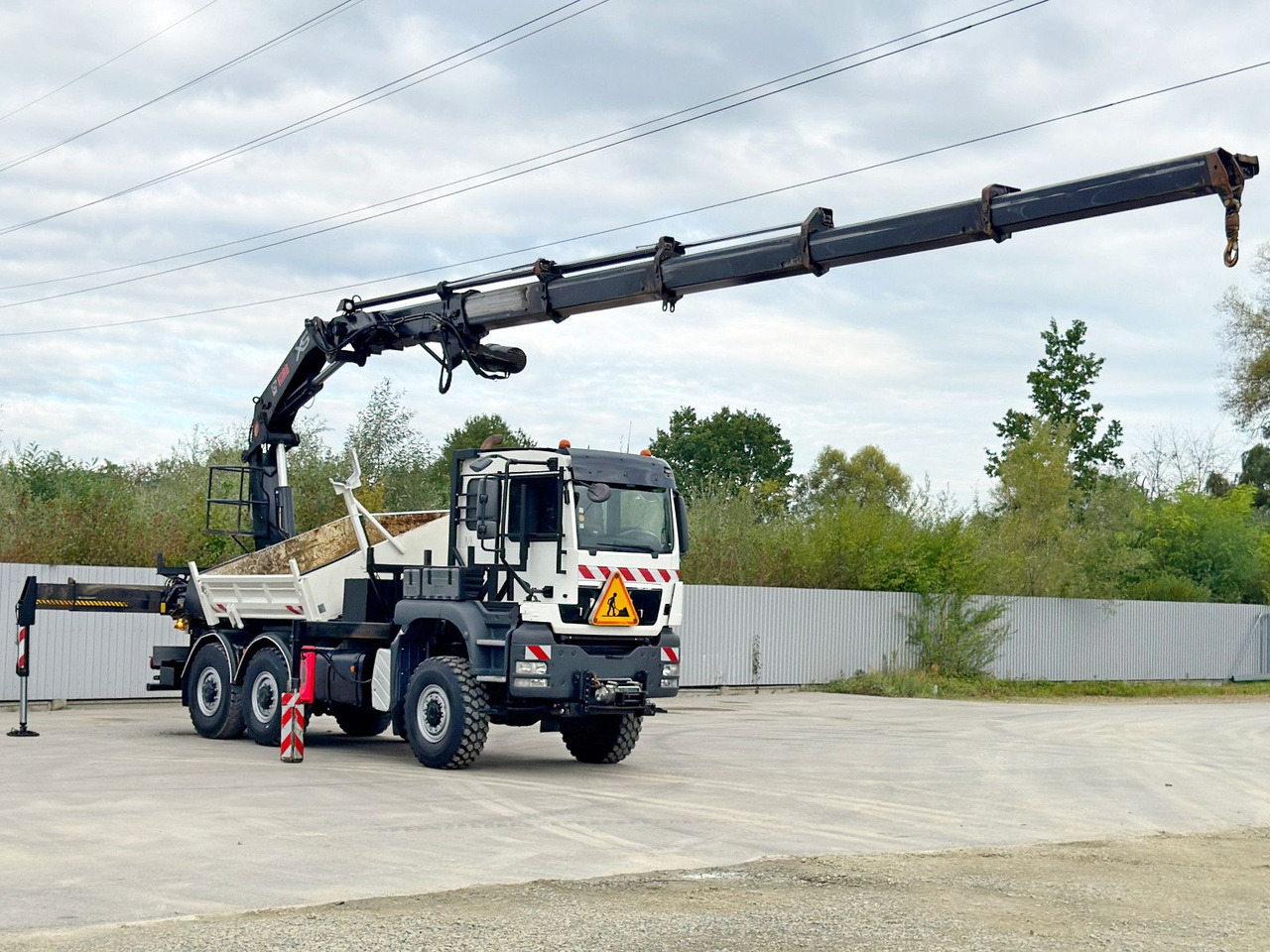 MAN TGS 33.400* HIAB 422 EP-5HIPRO * 6x6 * TOP - Camião grua: foto 3 MAN TGS 33.400* HIAB 422 EP-5HIPRO * 6x6 * TOP - Camião grua: foto 3