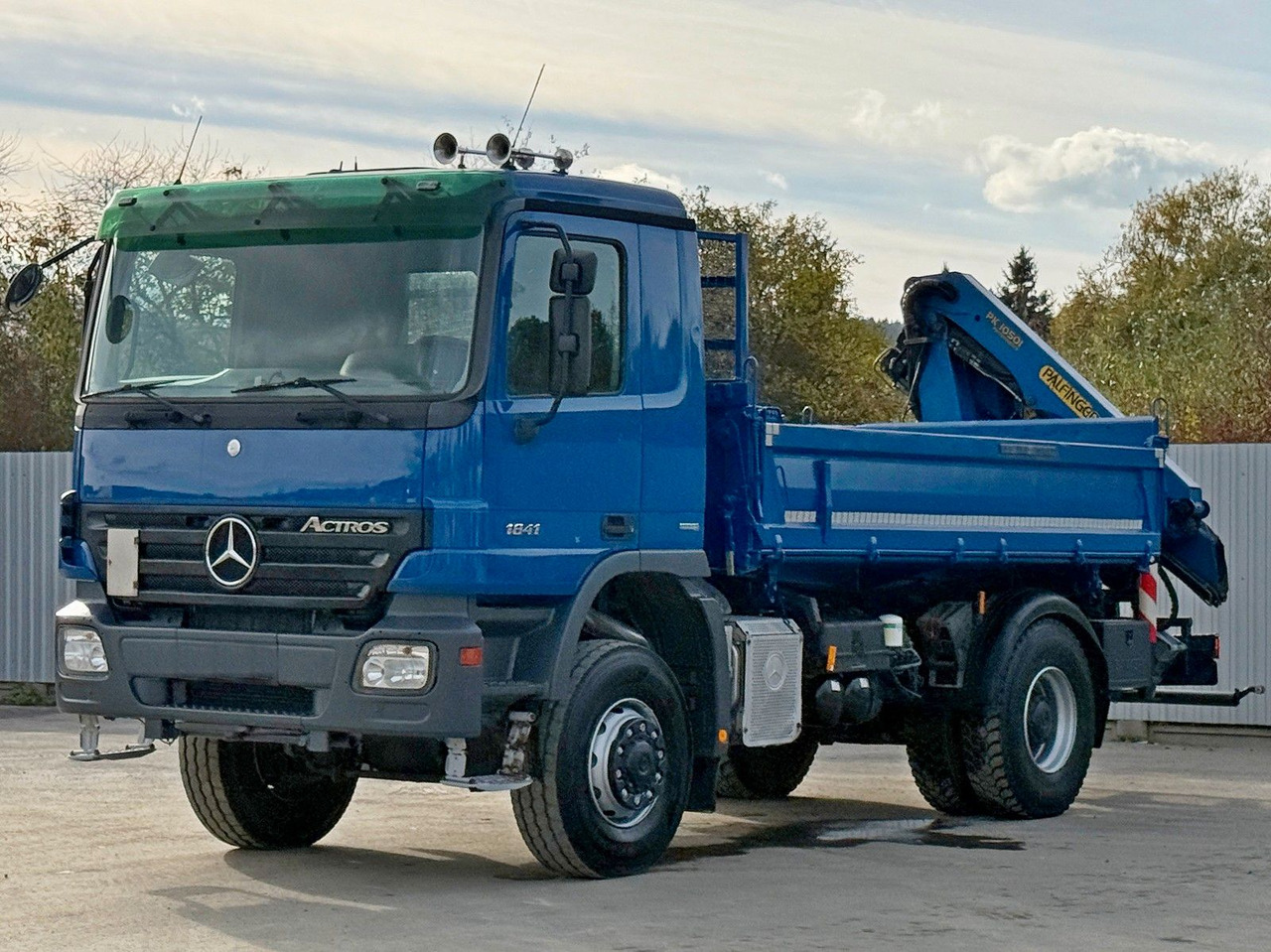 Mercedes-Benz ACTROS 1841 * PK 10501 + FUNK * TOP * 4x4 - Camião grua: foto 3 Mercedes-Benz ACTROS 1841 * PK 10501 + FUNK * TOP * 4x4 - Camião grua: foto 3