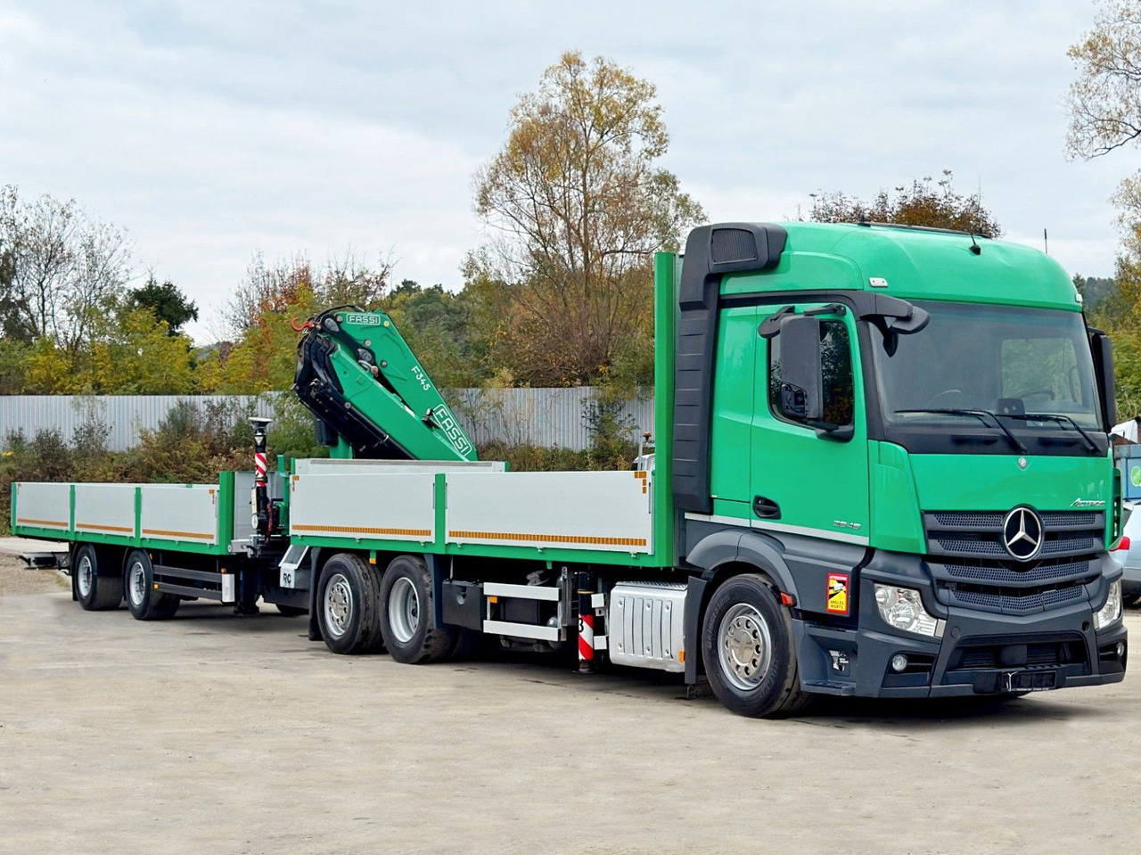 Mercedes-Benz ACTROS 2645* FASSI F345 RA 2.4/FUNK+Anhänger - Camião grua: foto 4 Mercedes-Benz ACTROS 2645* FASSI F345 RA 2.4/FUNK+Anhänger - Camião grua: foto 4