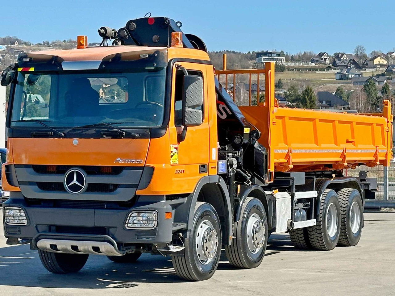 Mercedes-Benz ACTROS 3241 * HIAB 322 EP-4 HIDUO + FUNK / 8x4 - Camião basculante, Camião grua: foto 5 Mercedes-Benz ACTROS 3241 * HIAB 322 EP-4 HIDUO + FUNK / 8x4 - Camião basculante, Camião grua: foto 5