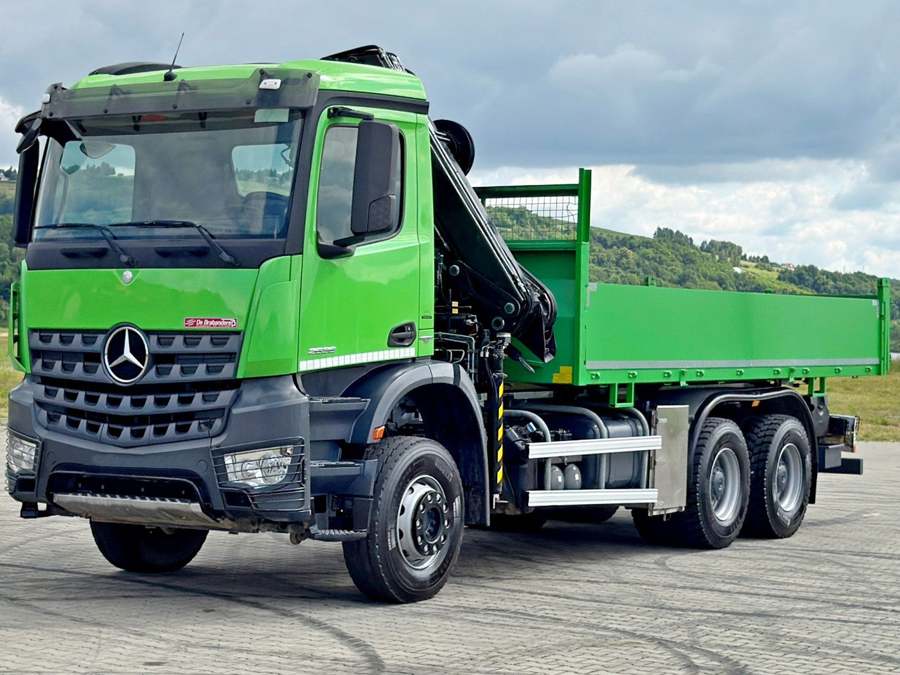 Mercedes-Benz AROCS 2636 * HIAB 122 ES - 3 HIPRO * 6x4 - Camião basculante, Camião grua: foto 4 Mercedes-Benz AROCS 2636 * HIAB 122 ES - 3 HIPRO * 6x4 - Camião basculante, Camião grua: foto 4