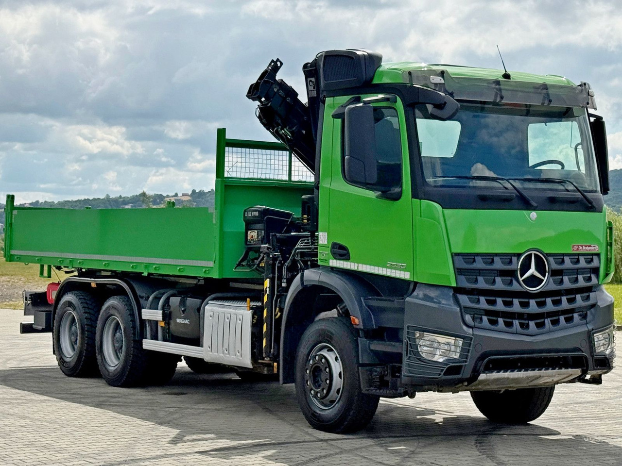 Mercedes-Benz AROCS 2636 * HIAB 122 ES - 3 HIPRO * 6x4 - Camião basculante, Camião grua: foto 3 Mercedes-Benz AROCS 2636 * HIAB 122 ES - 3 HIPRO * 6x4 - Camião basculante, Camião grua: foto 3